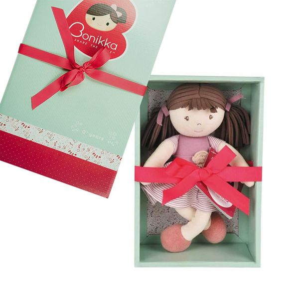 Bonikka All Natural látková bábika v darčekovom balení, Brook ružové šaty